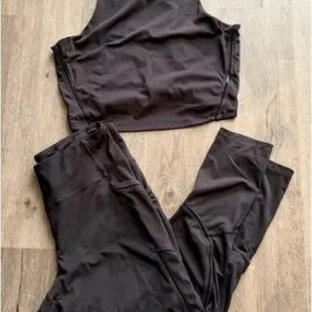 Joe Fresh Black Active Crop Tank & Leggings Set